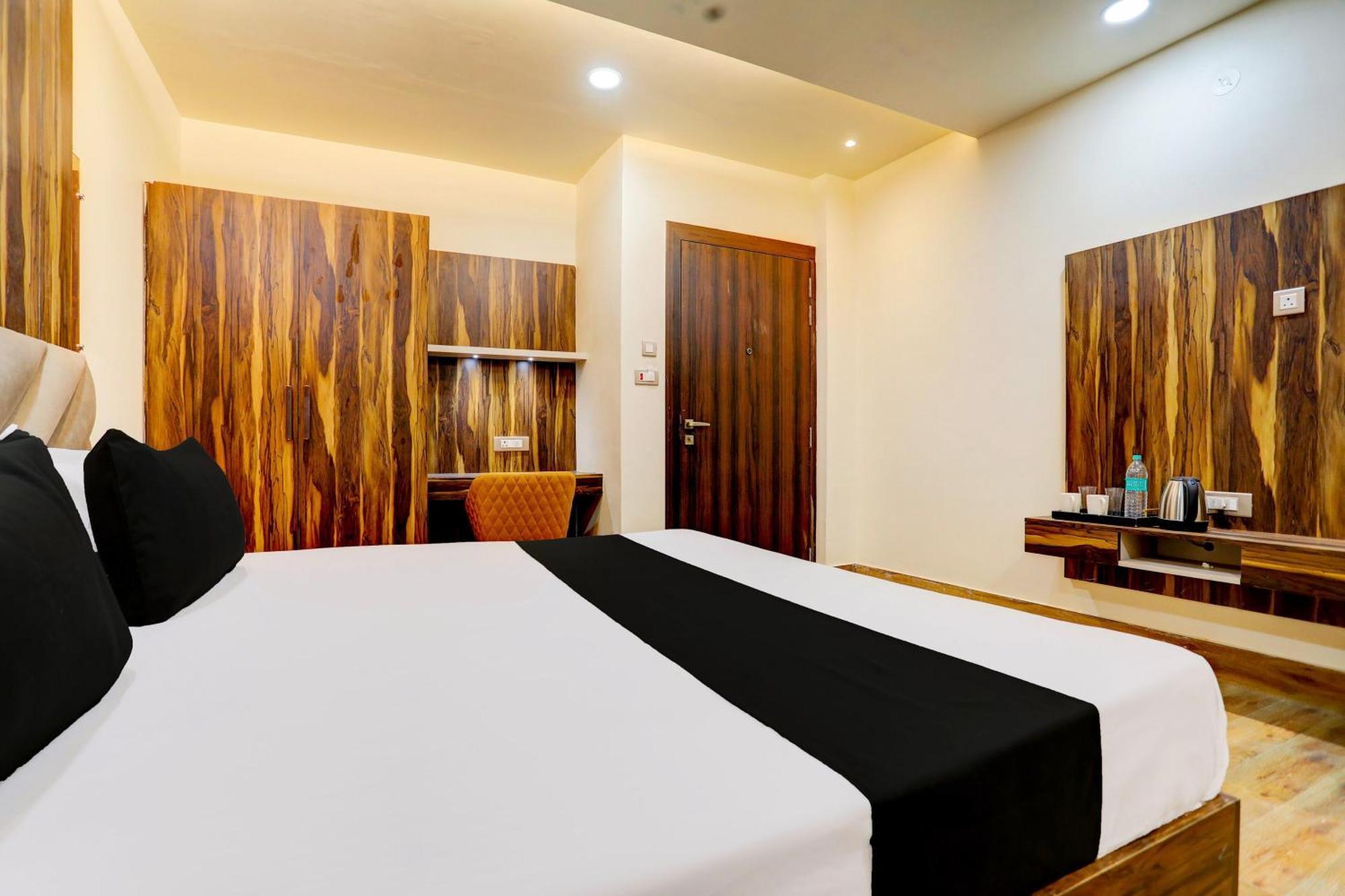 Hotel O Krishna Greens 坎普尔 外观 照片