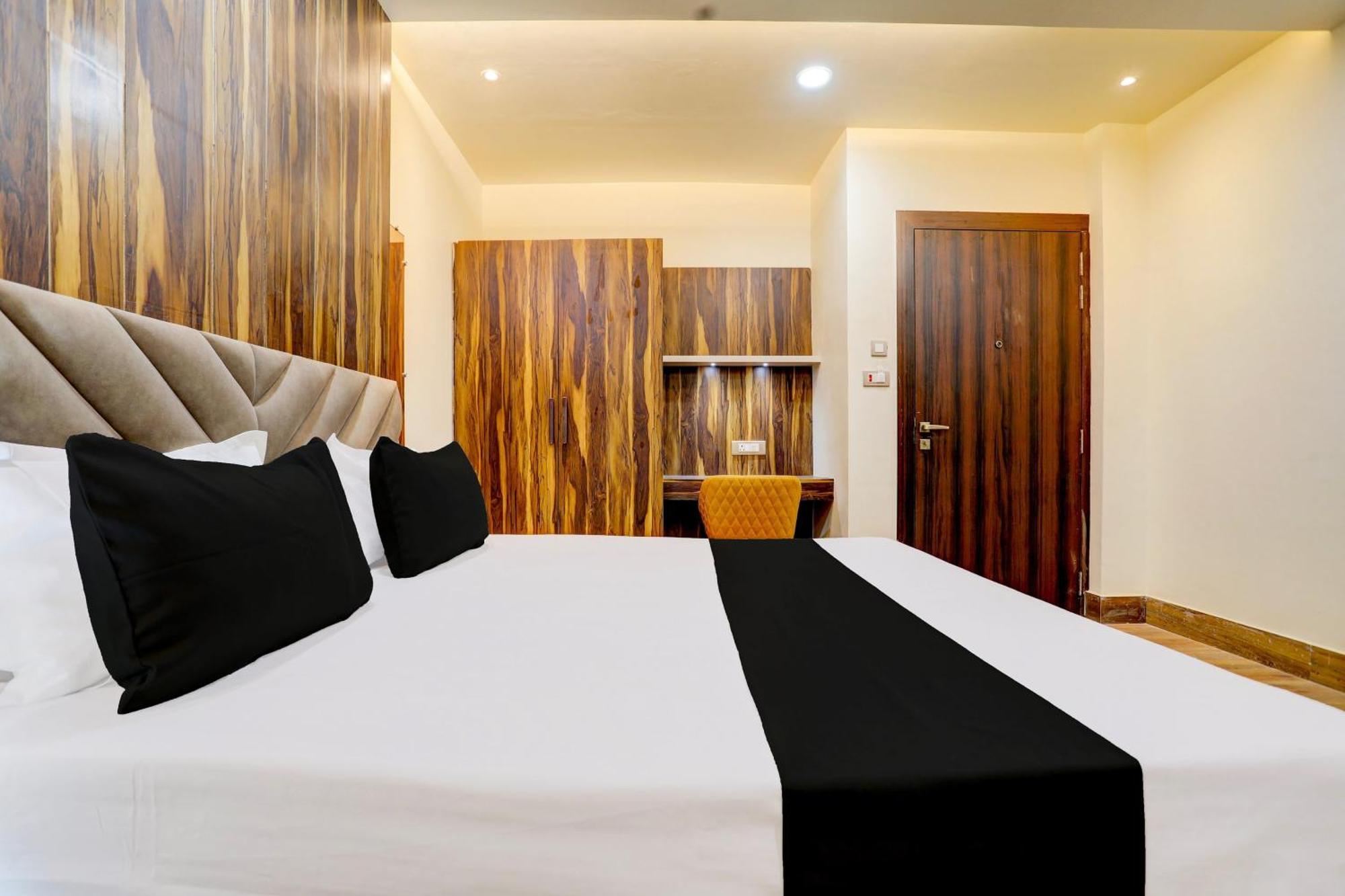 Hotel O Krishna Greens 坎普尔 外观 照片