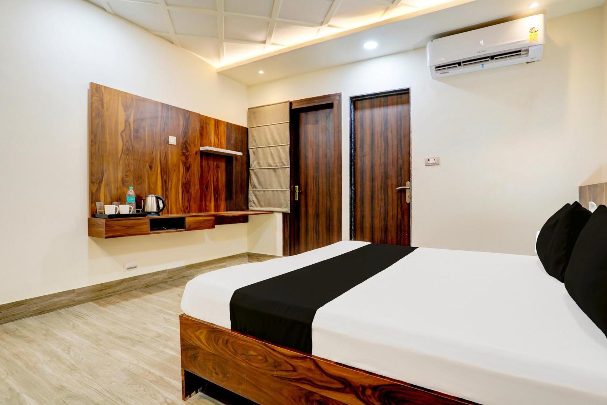 Hotel O Krishna Greens 坎普尔 外观 照片